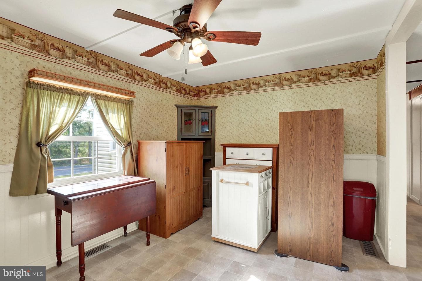 617 S Deodate Road photo 9