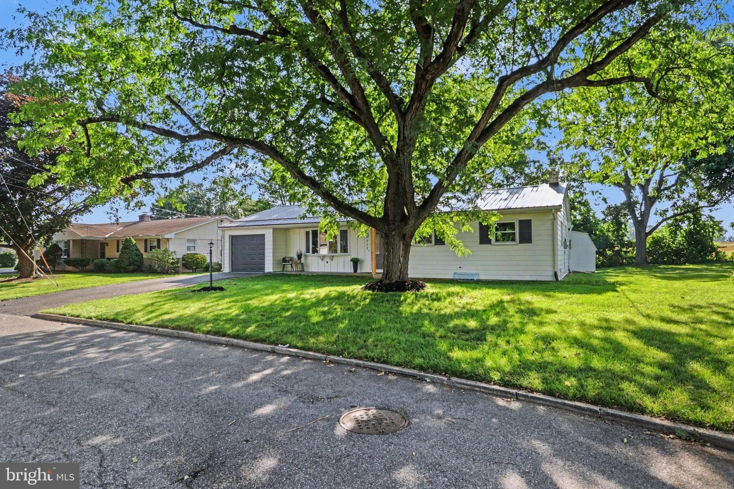 222 Robin Road photo 31