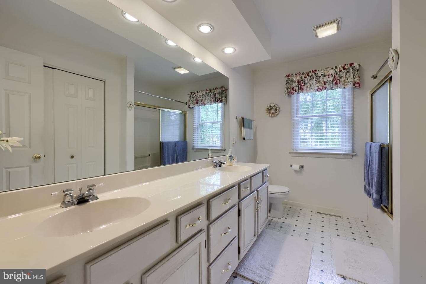 812 Cypress Court photo 38