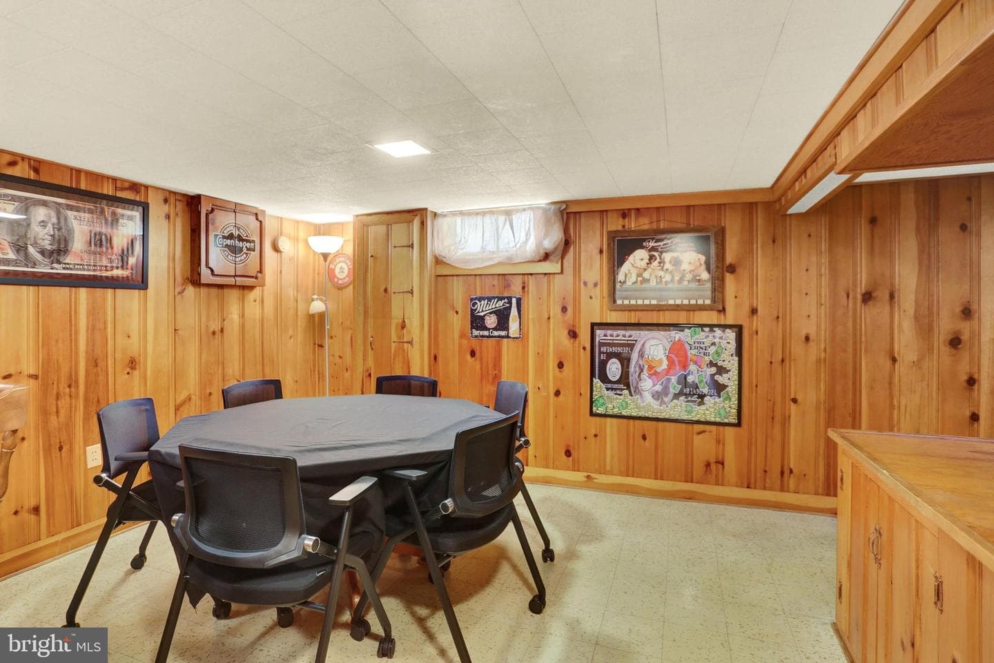 6207 Catherine Street photo 37