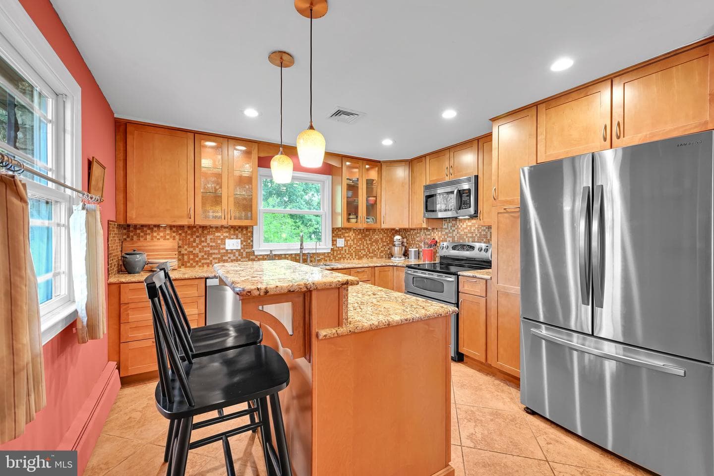 8 Sycamore Road photo 11