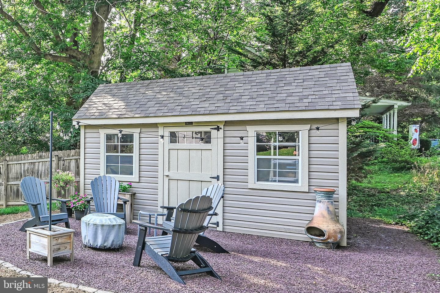 8 Sycamore Road photo 38