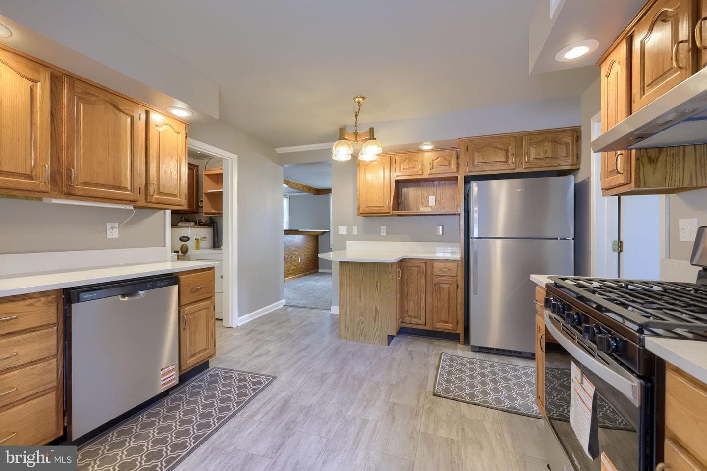 205 Peach Street photo 6