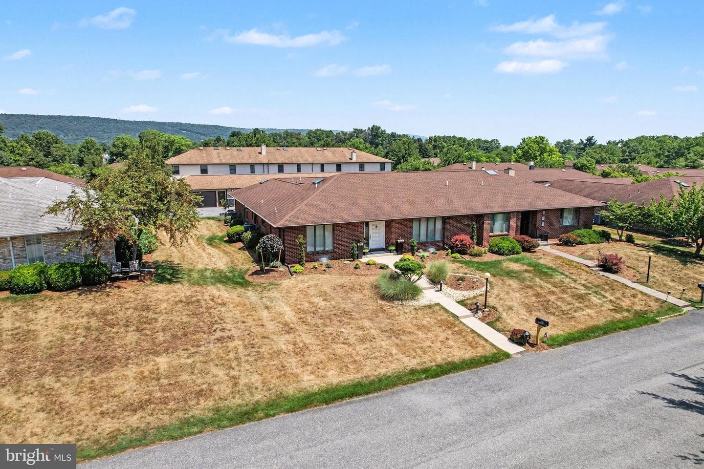 3813 N Sarayo Circle photo 37