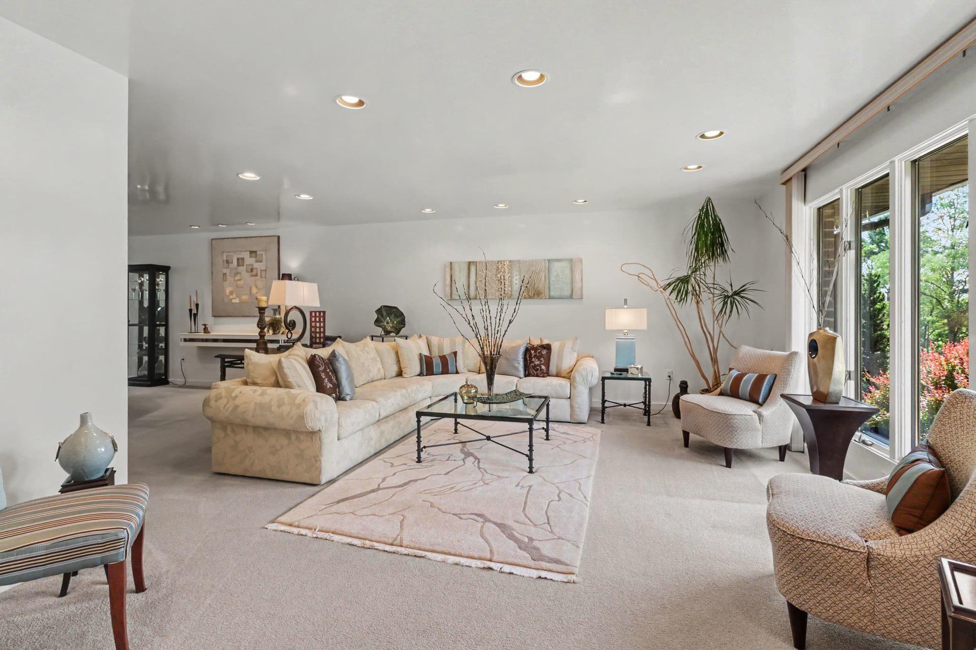 3813 N Sarayo Circle photo 4
