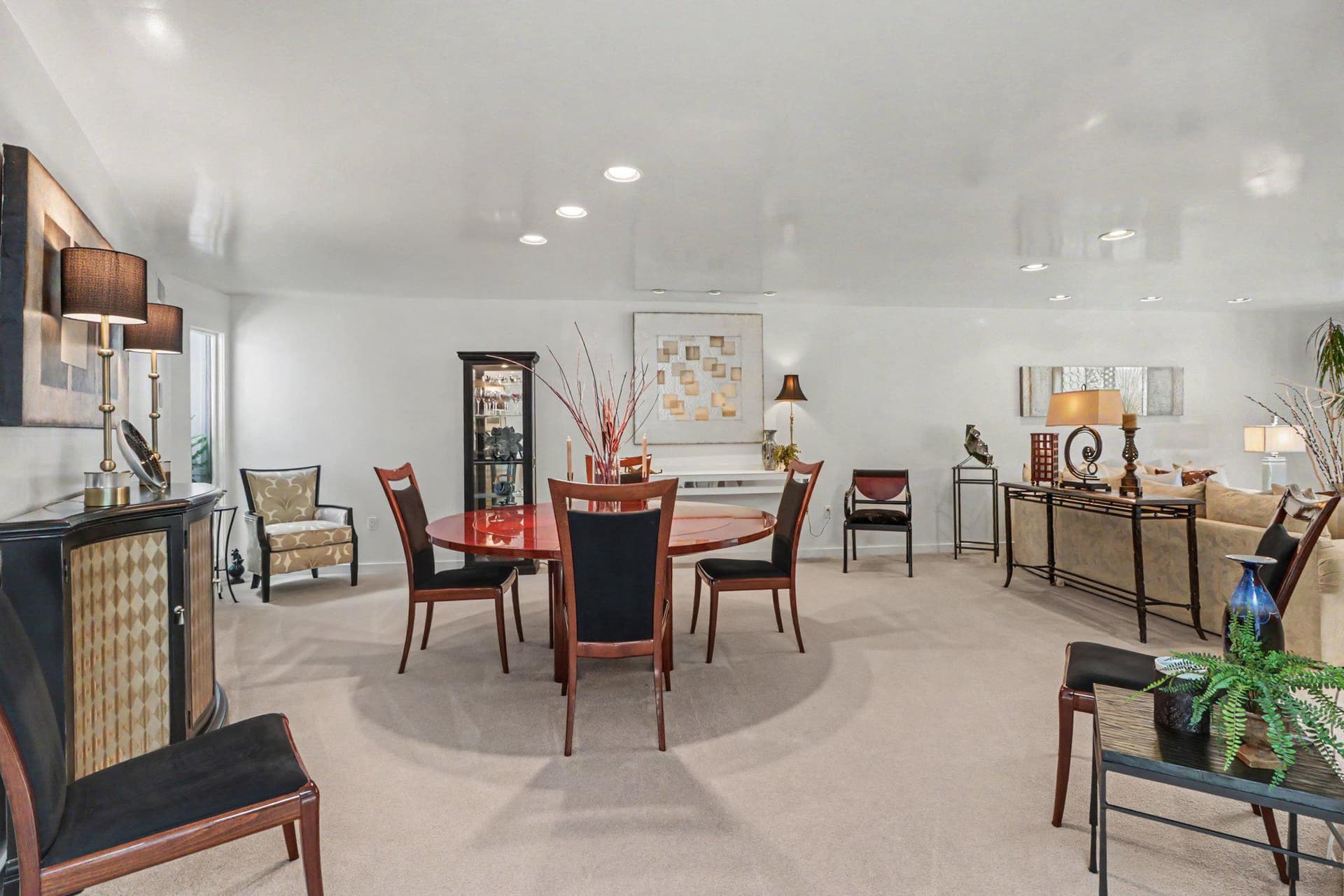 3813 N Sarayo Circle photo 6