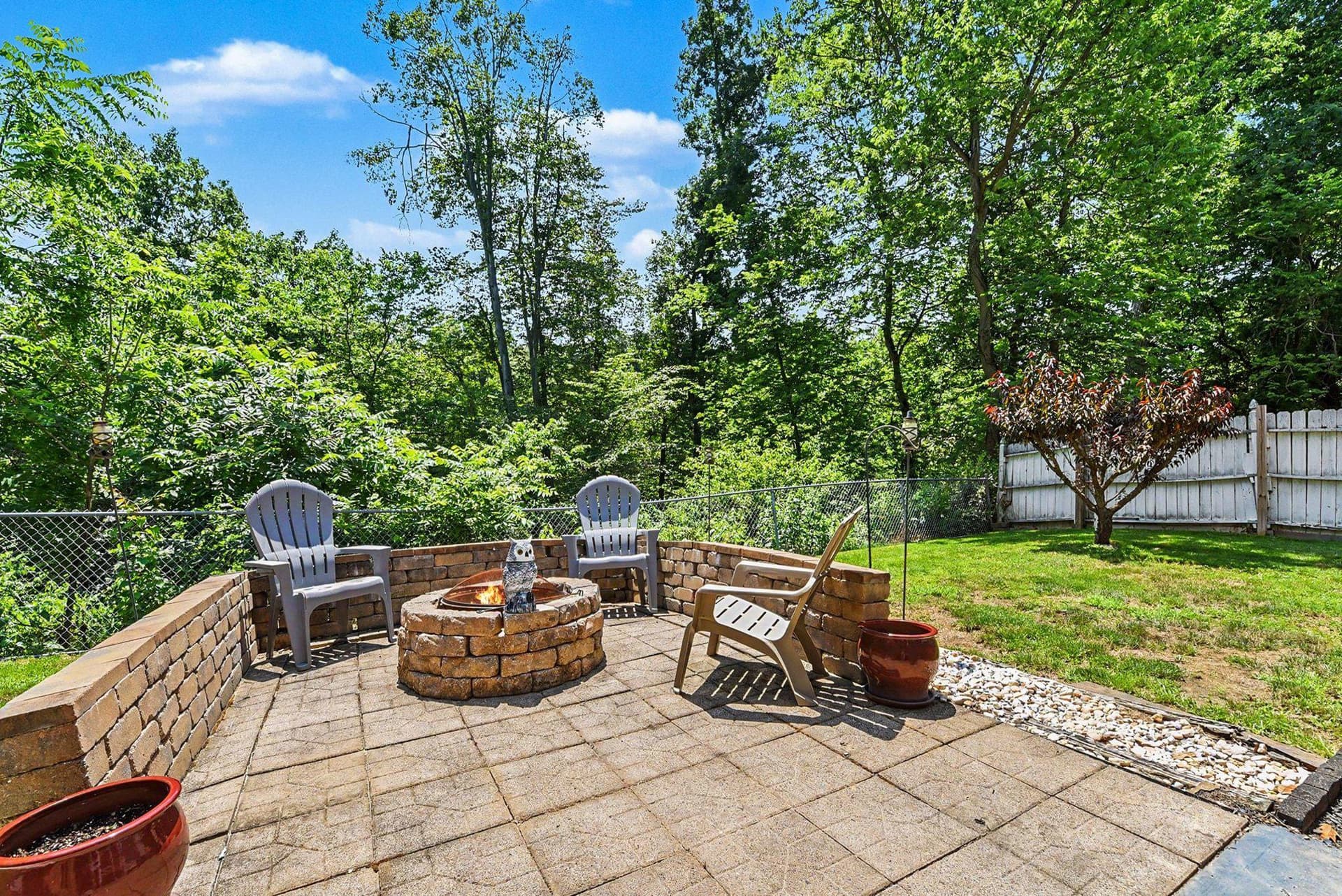 992 Martin Lane photo 39