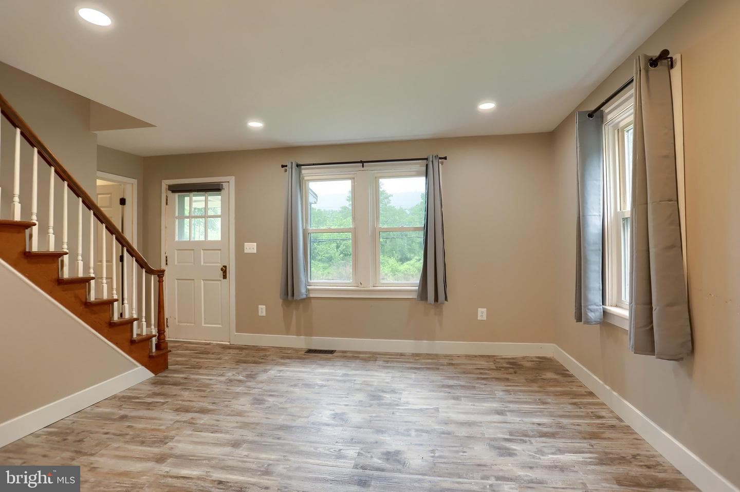 2731 Fishing Creek Valley Road photo 8