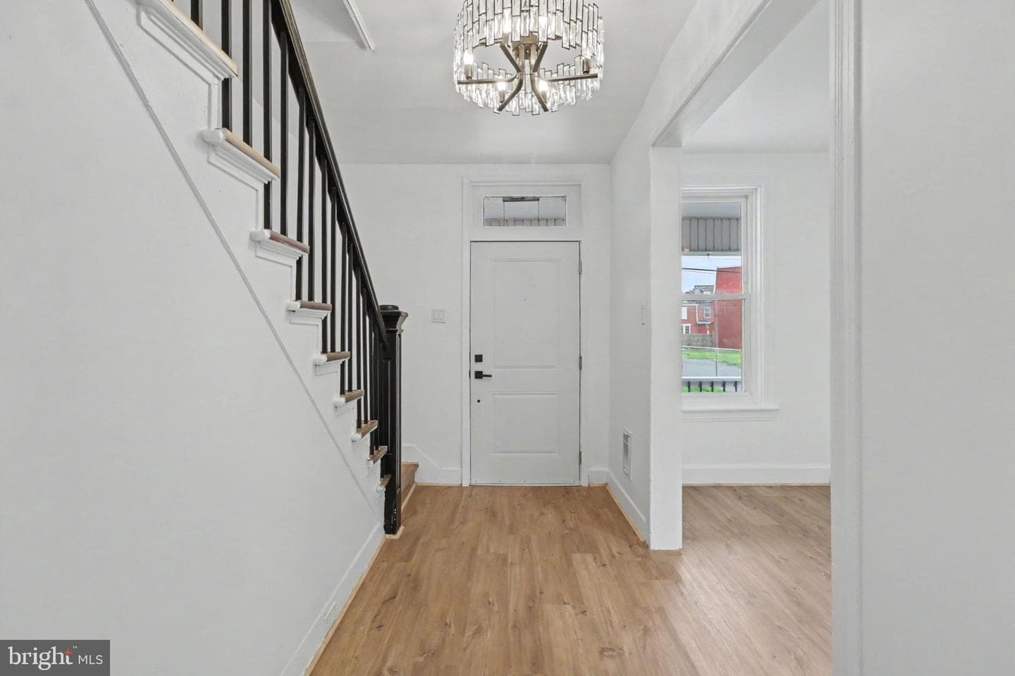 1712 Elm Street photo 3