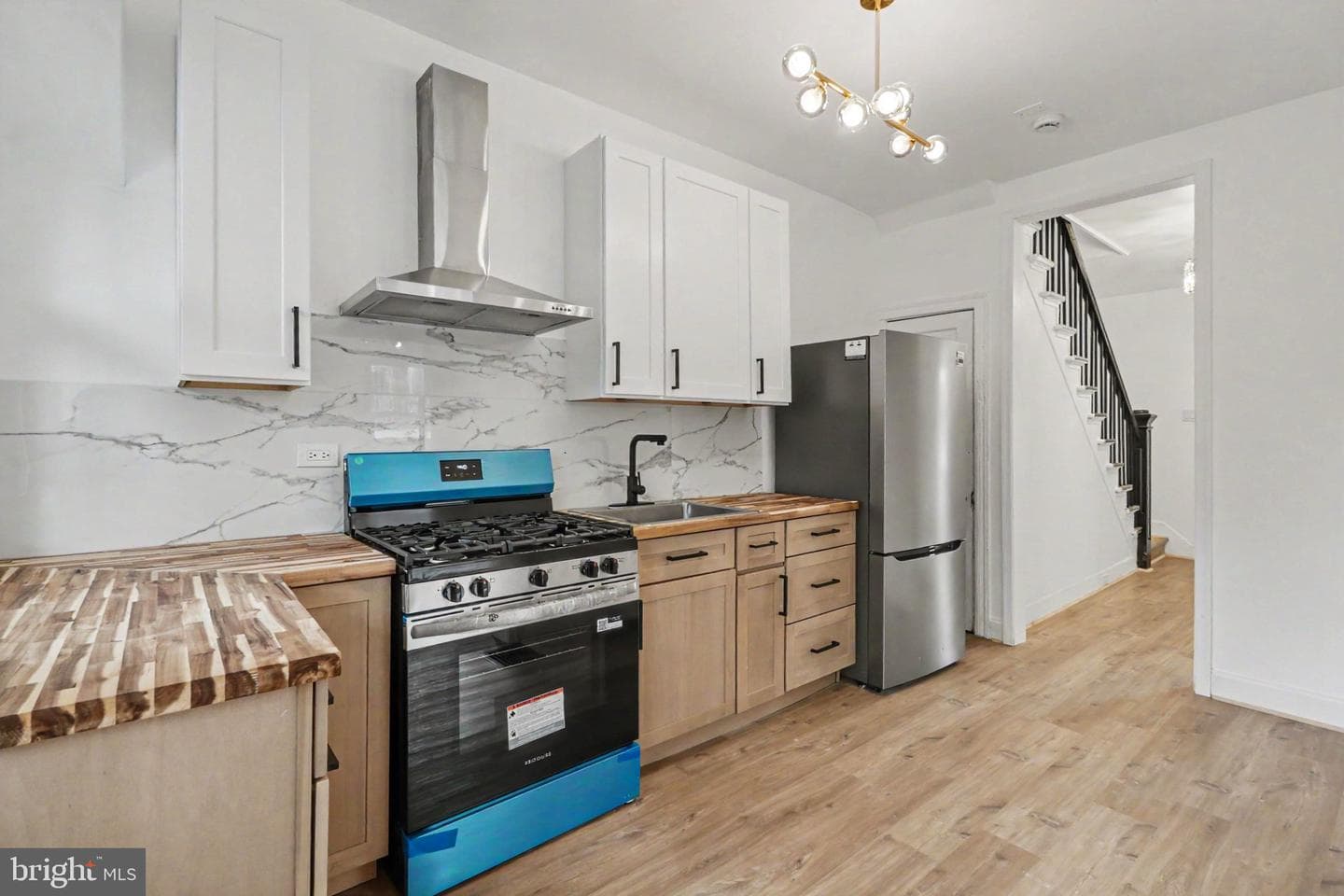 1712 Elm Street photo 5