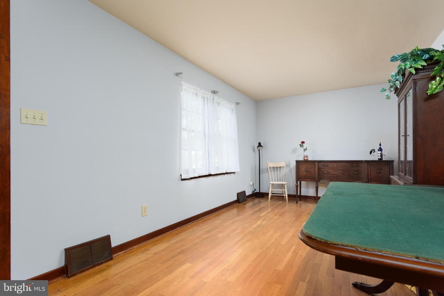 3755 Montour Street photo 12