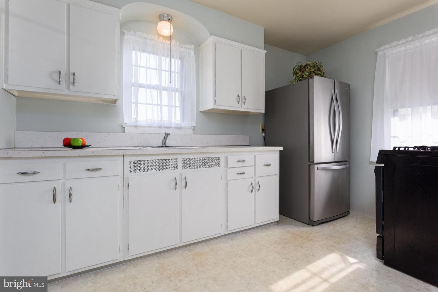 3755 Montour Street photo 16