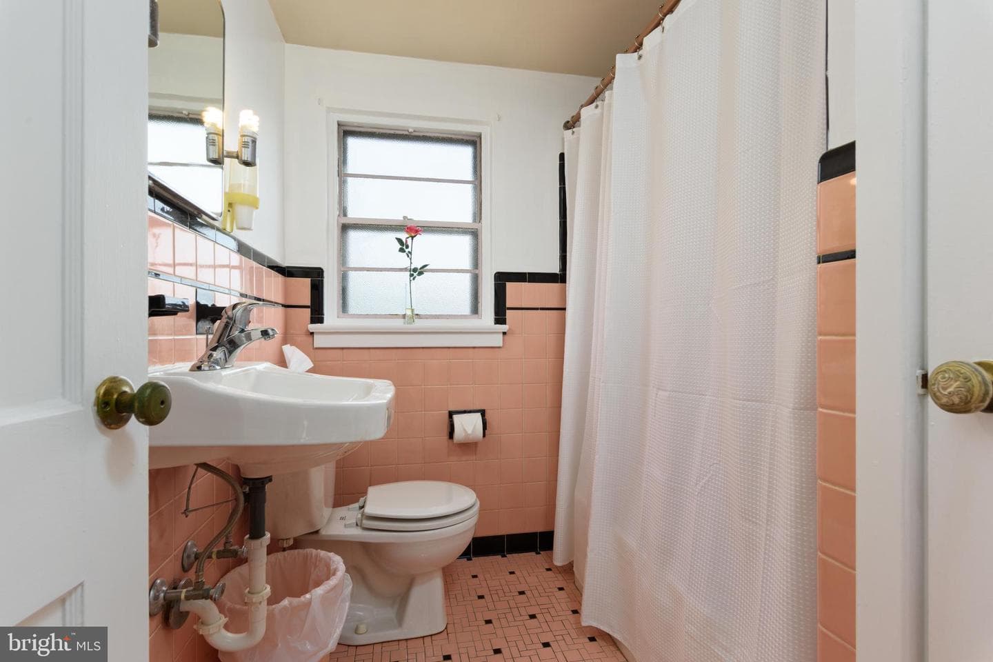 3755 Montour Street photo 18