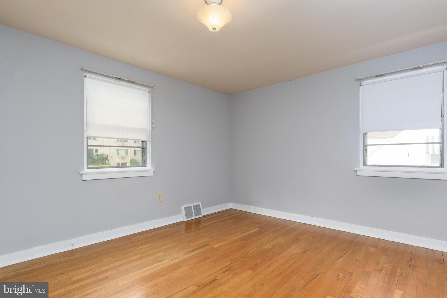 3755 Montour Street photo 20