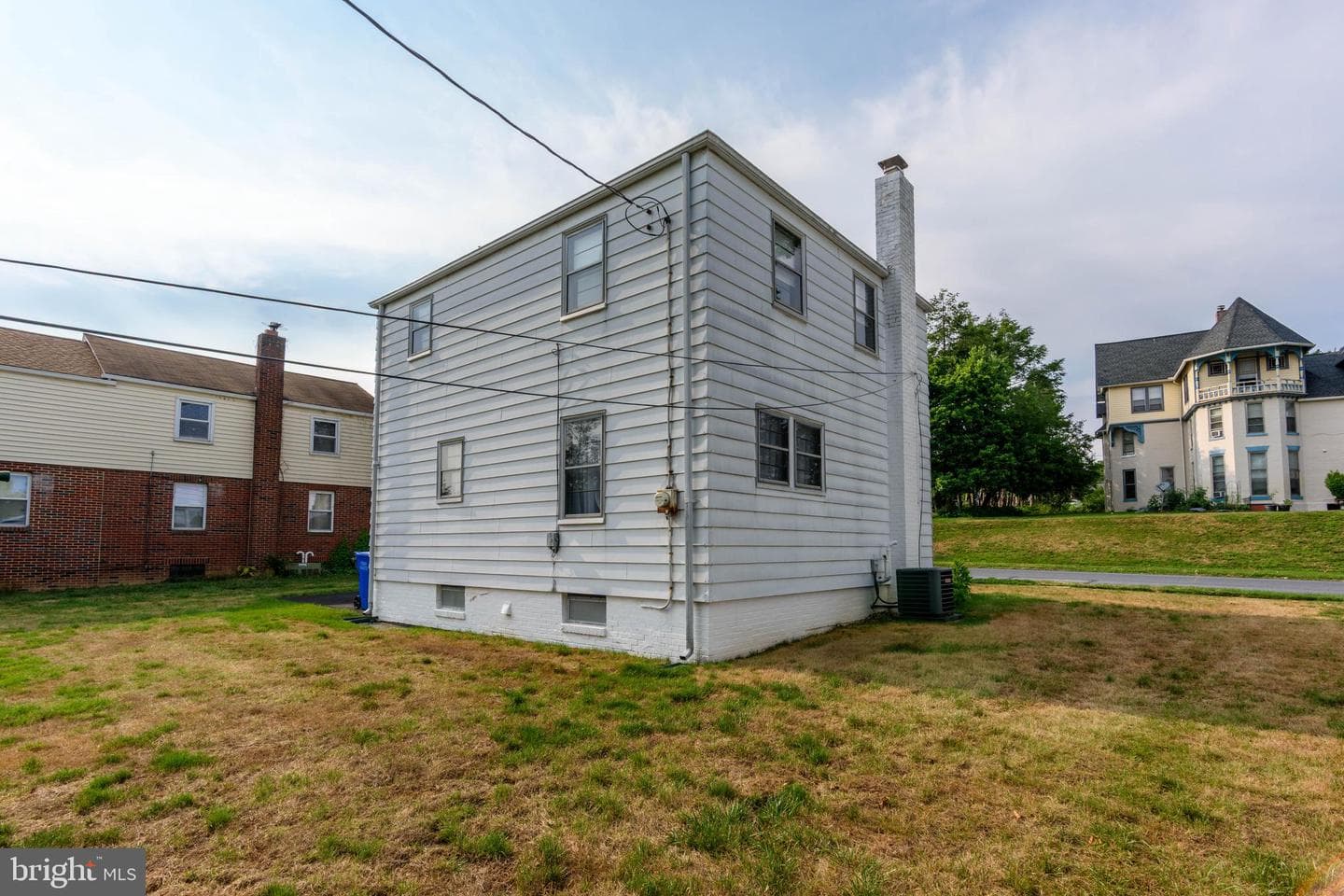3755 Montour Street photo 9