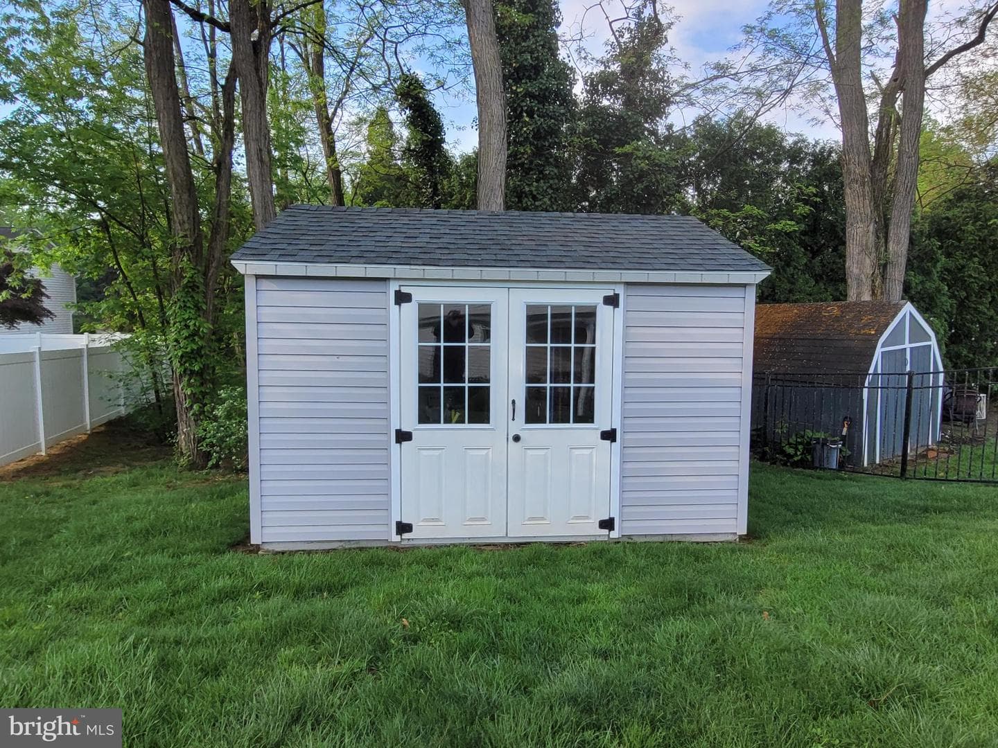 609 Lancaster Avenue photo 48