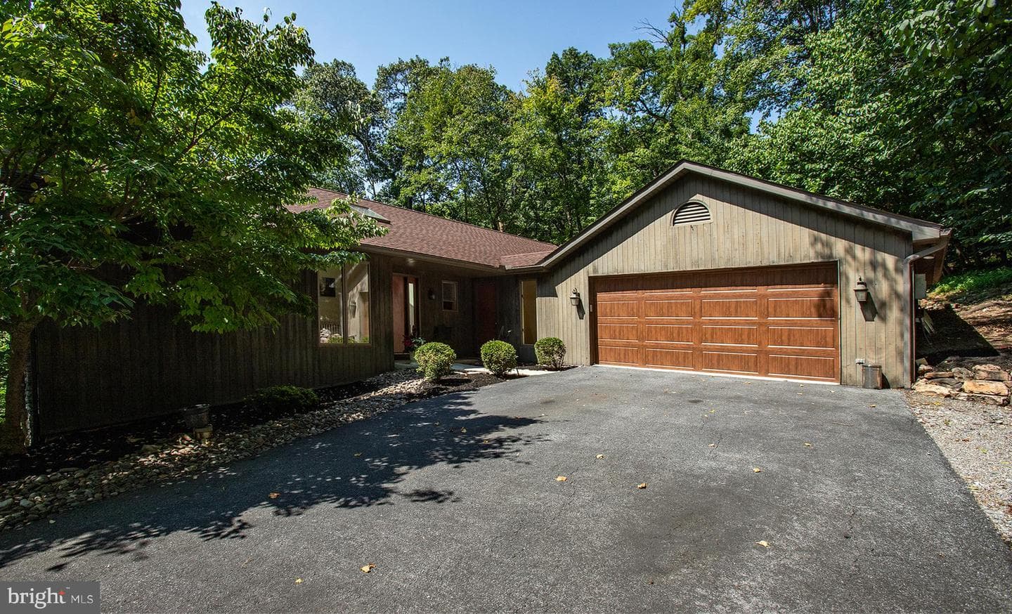 4728 Great Oak Lane, Harrisburg