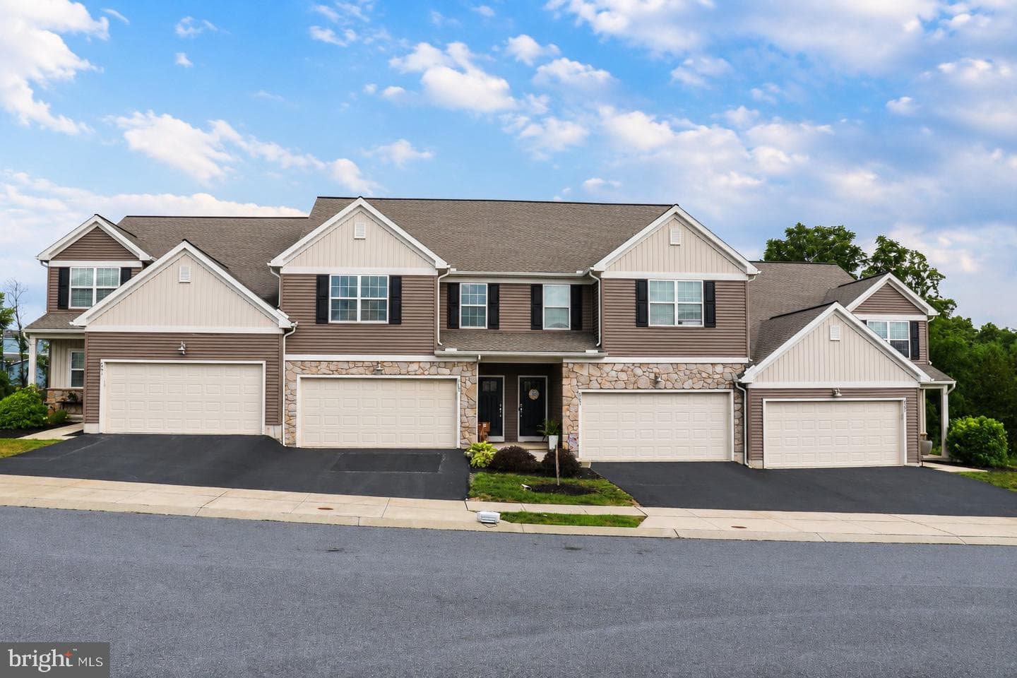 803 Anthony Drive, Harrisburg