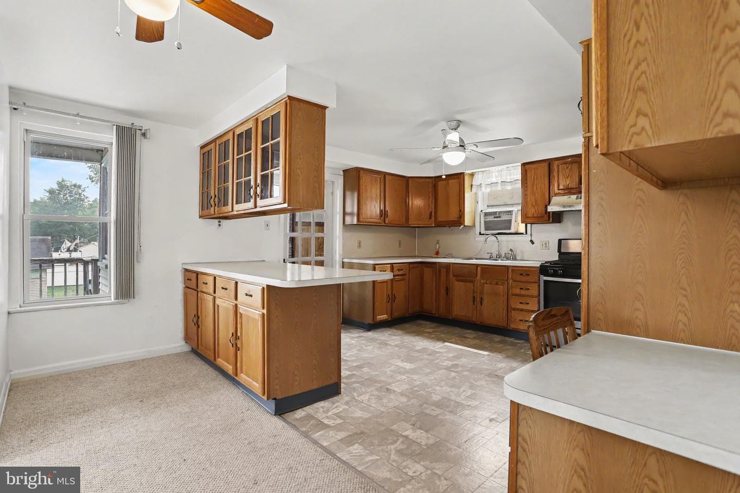 4001 Locust Lane photo 3
