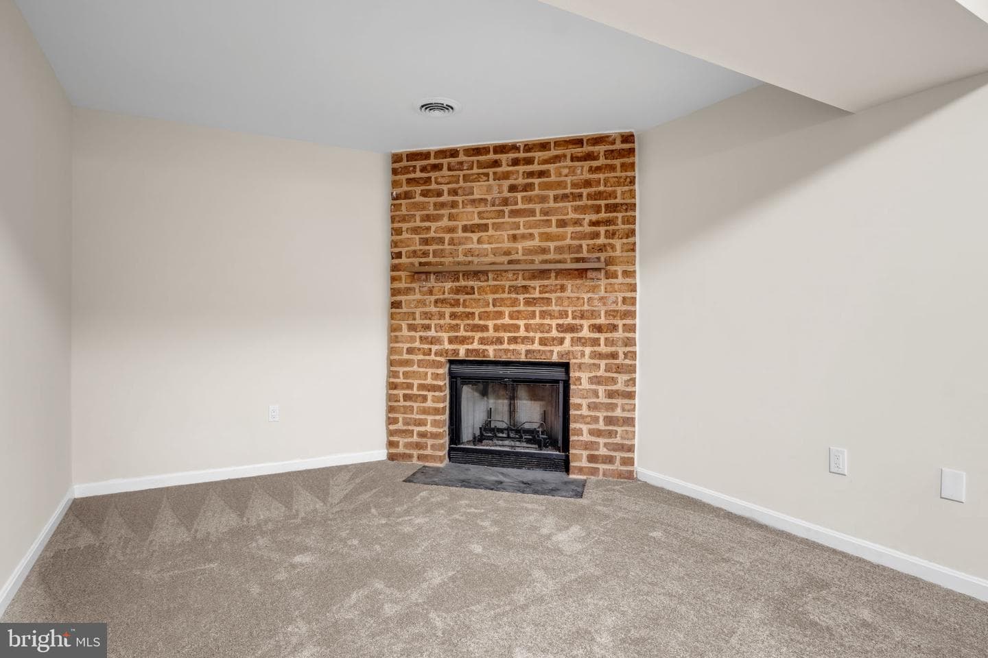 6129 Spring Knoll Drive photo 10
