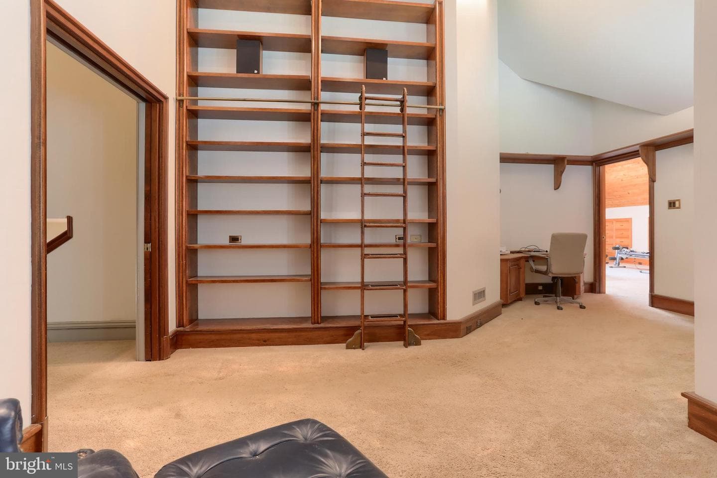 51 Hill Manor Drive photo 22