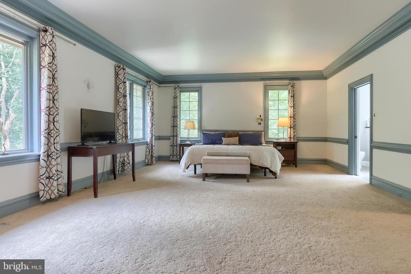 51 Hill Manor Drive photo 29