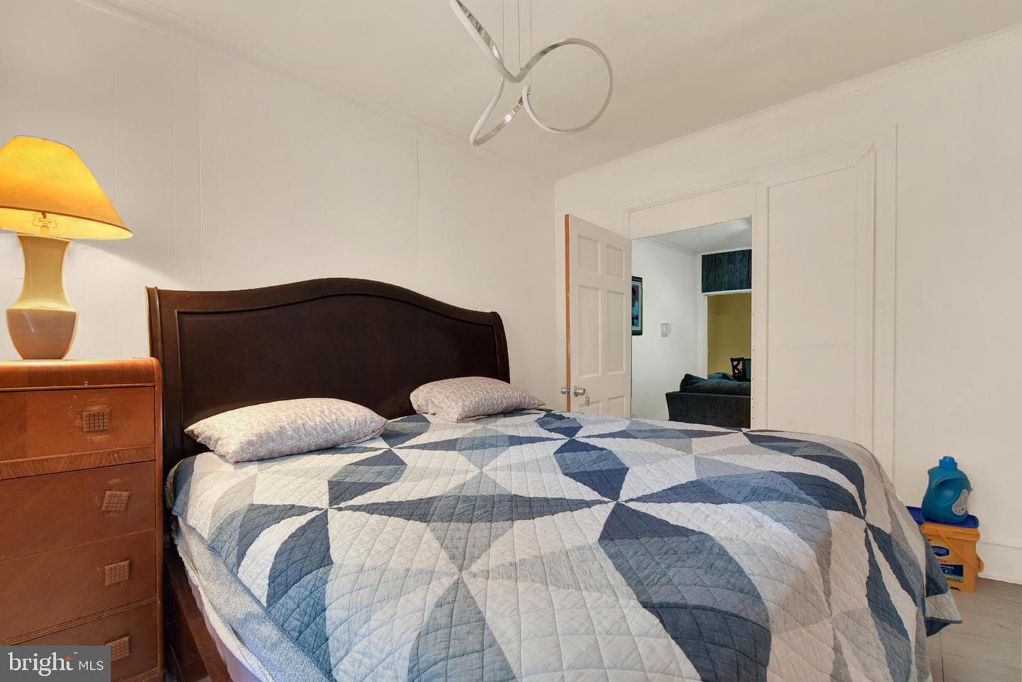 1208 Walnut Street photo 14