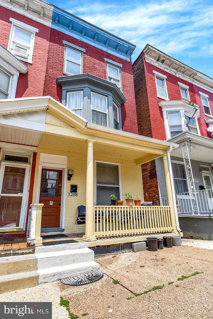 1208 Walnut Street photo 3
