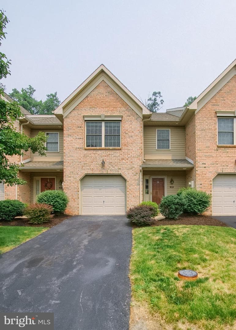 630 Glenbrook Drive, Harrisburg
