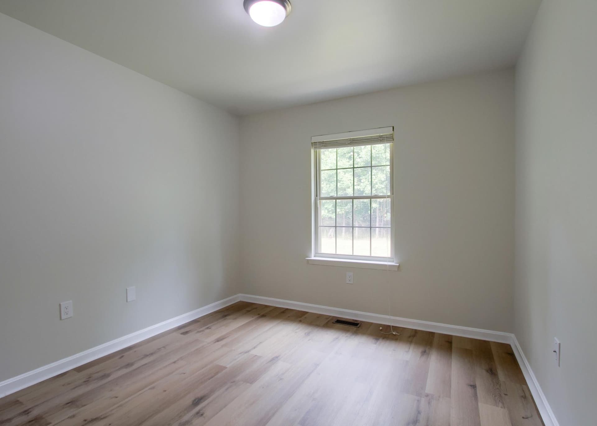 630 Glenbrook Drive photo 16