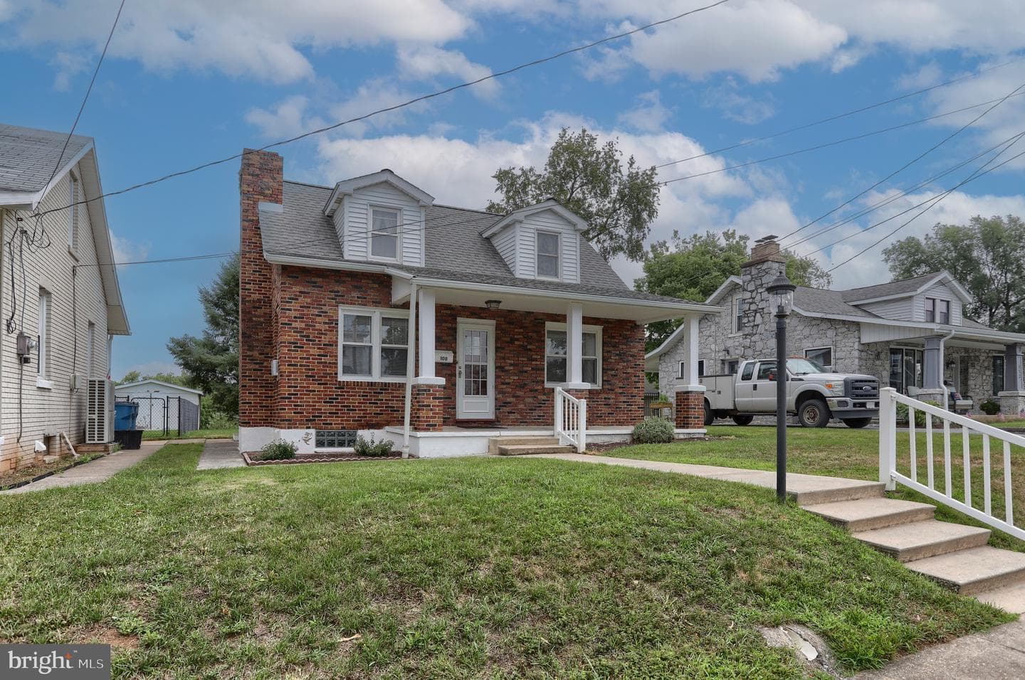 108 Ulrich Street photo 4