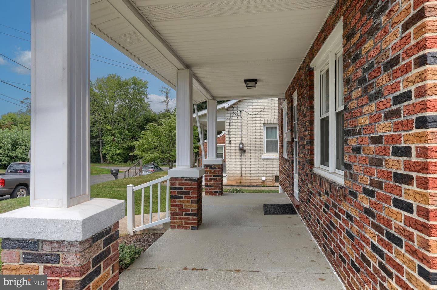 108 Ulrich Street photo 6