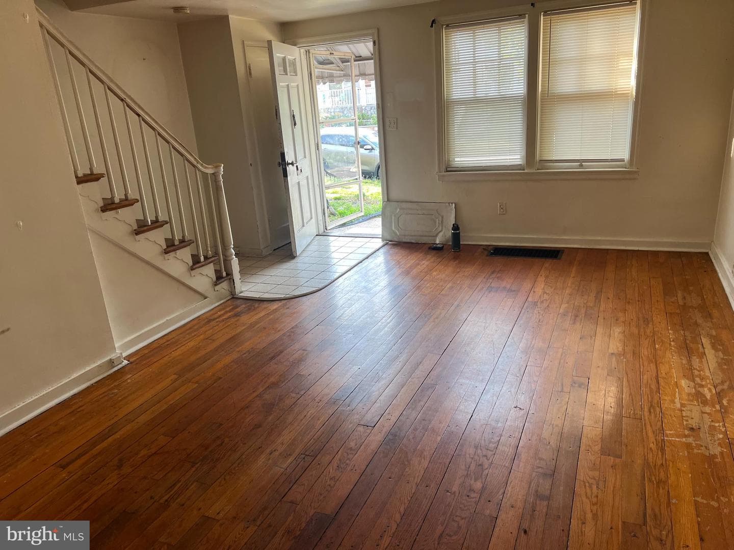 2204 Berryhill Street photo 8