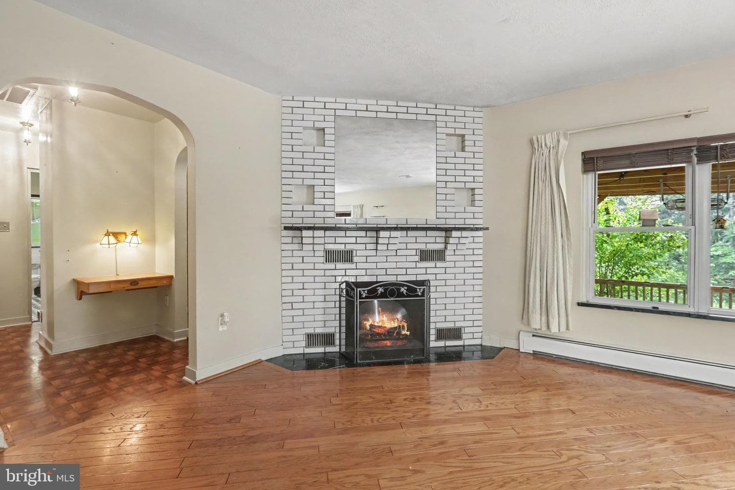 210 Greenwood Court photo 10
