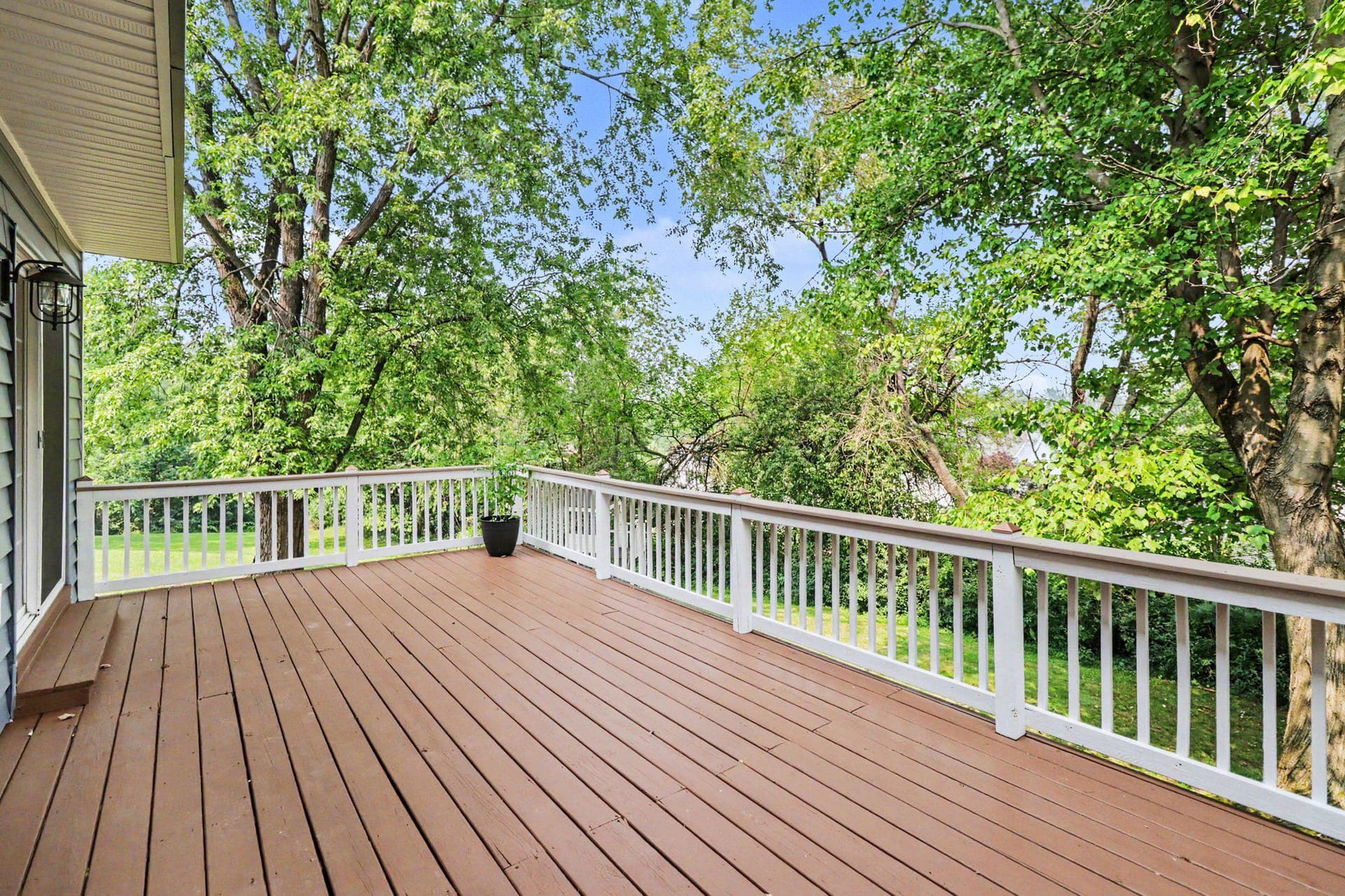 122 Huntley Drive photo 24