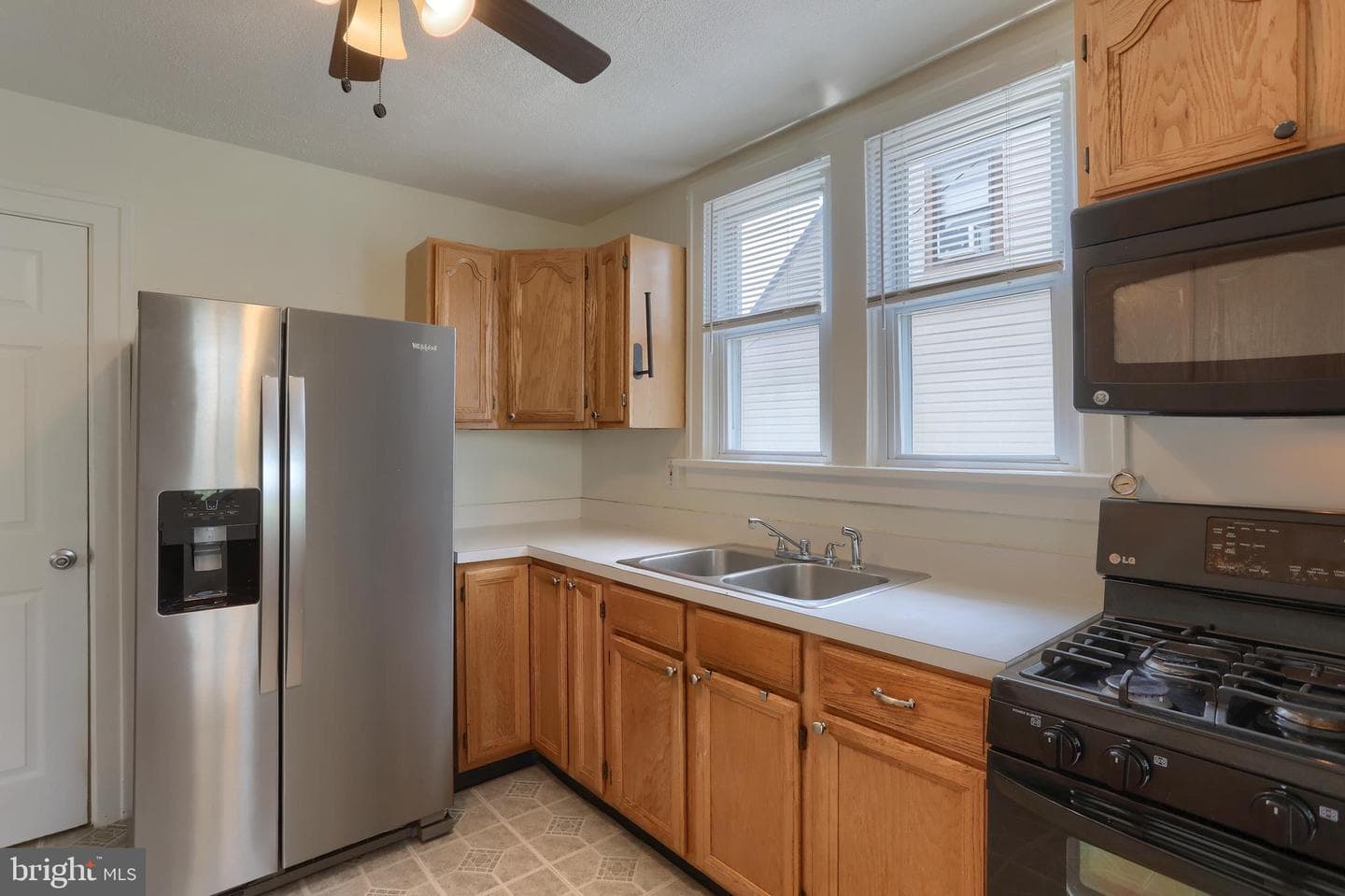 3312 Spring Street photo 10