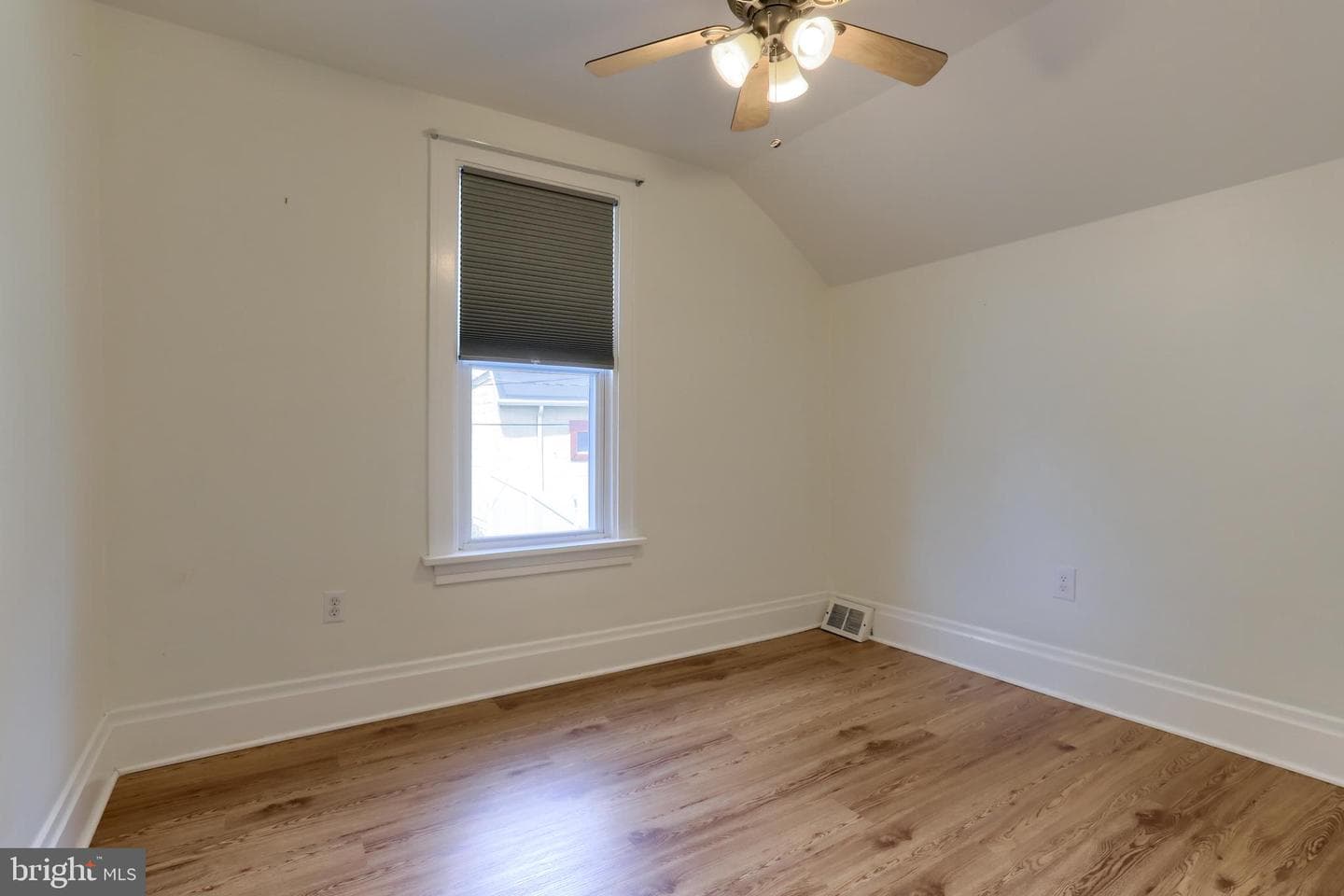 3312 Spring Street photo 32