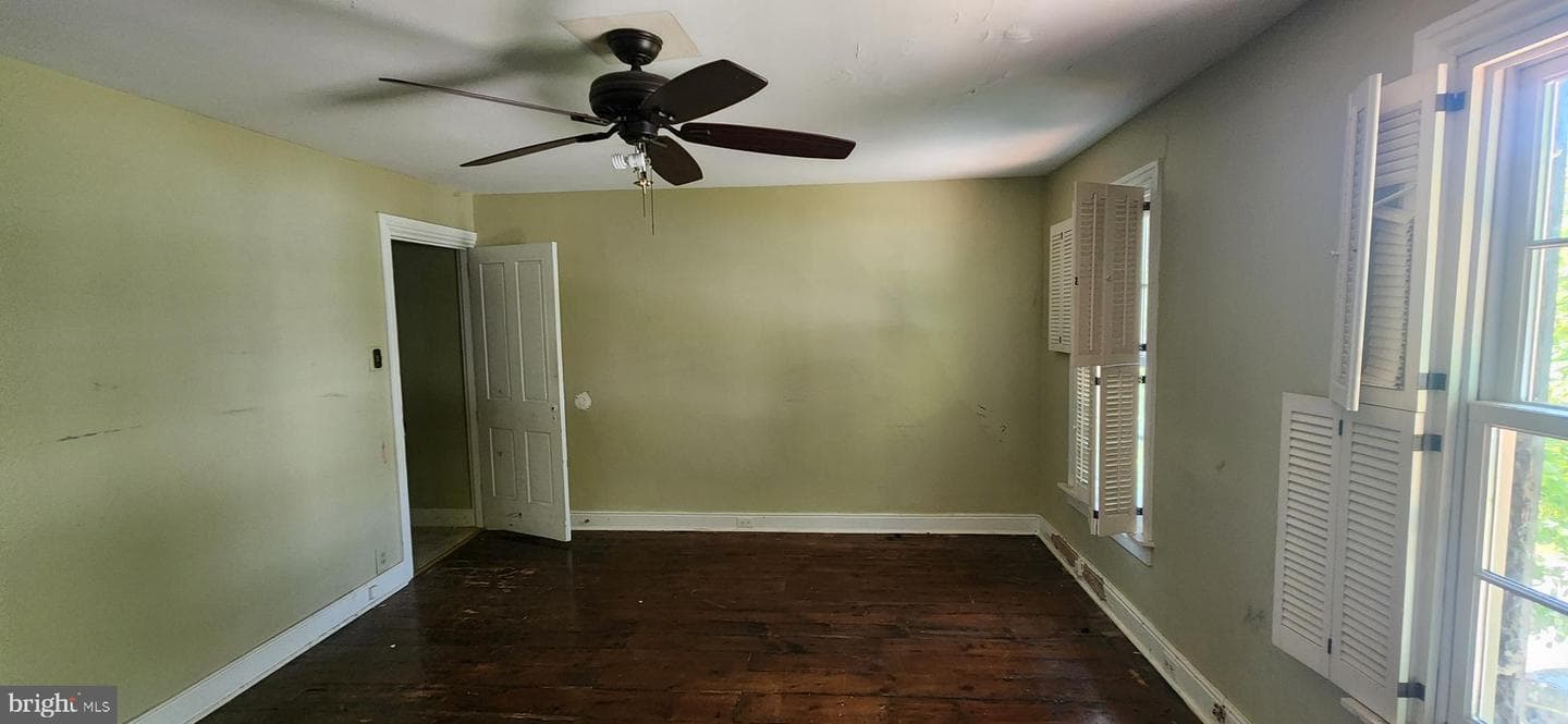 623 S Front Street photo 20