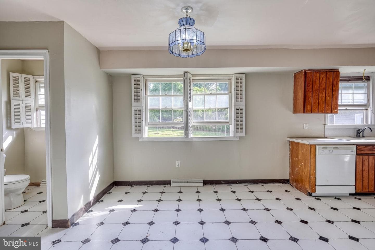641 S 61st Street photo 17
