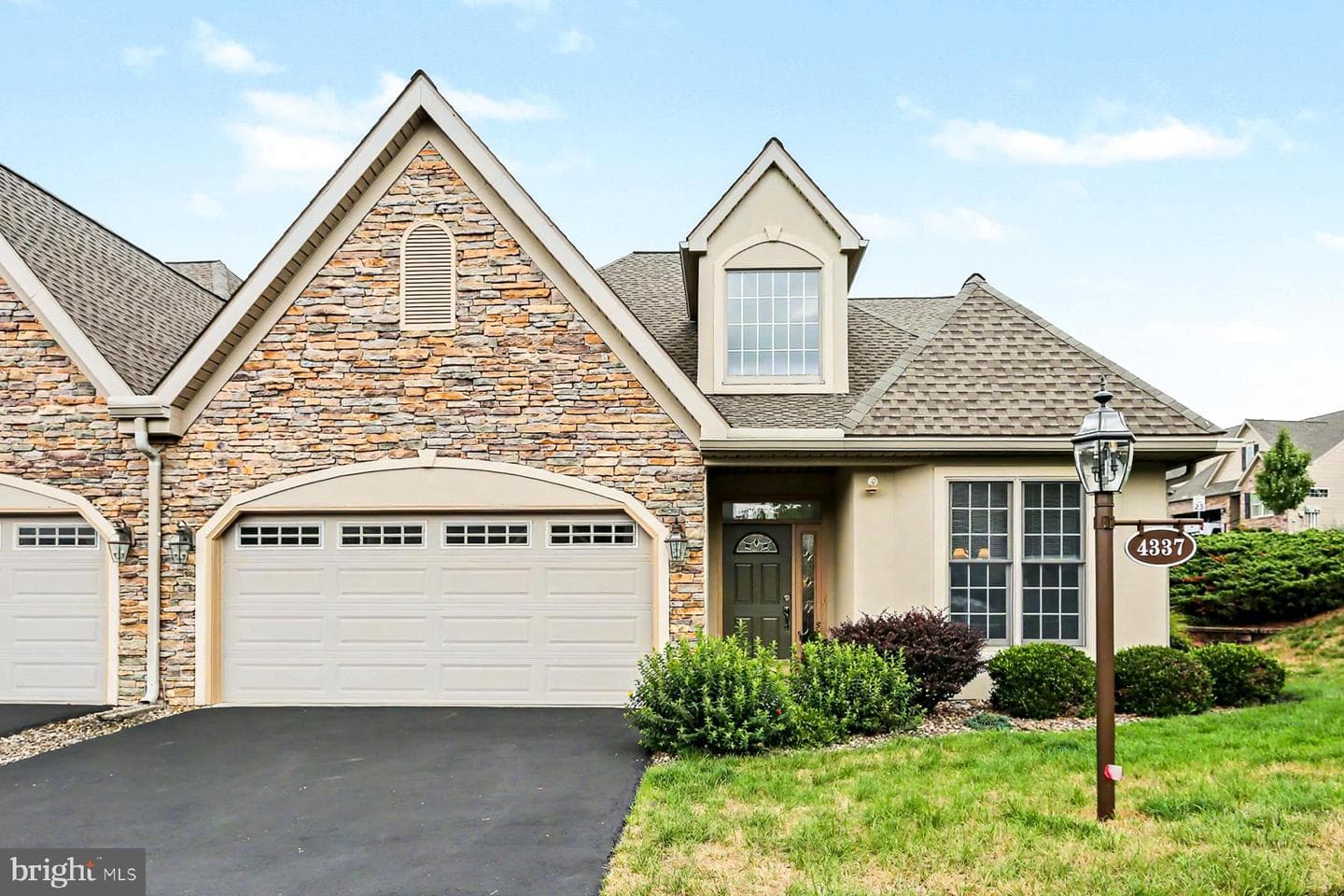 4337 N Victoria Way, Harrisburg