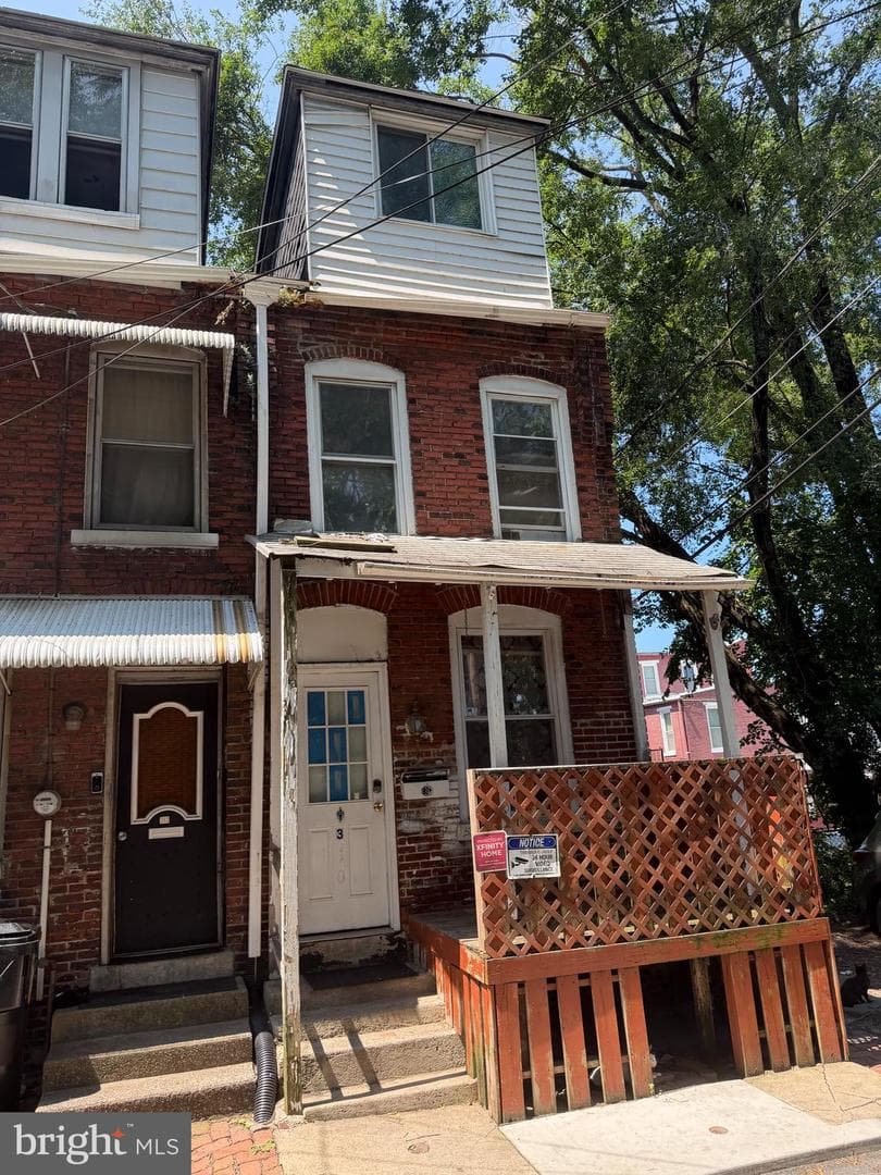310 Nectarine Street, Harrisburg
