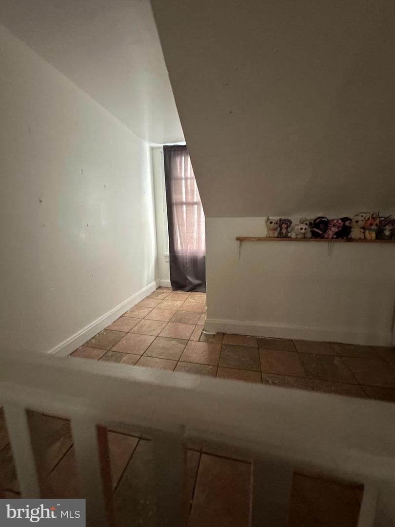 310 Nectarine Street photo 13
