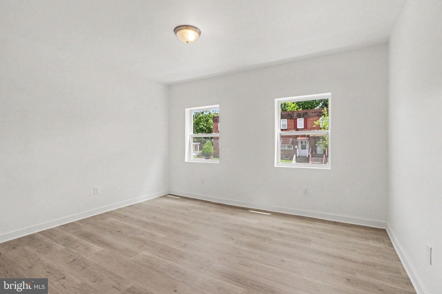 2020 Briggs Street photo 17