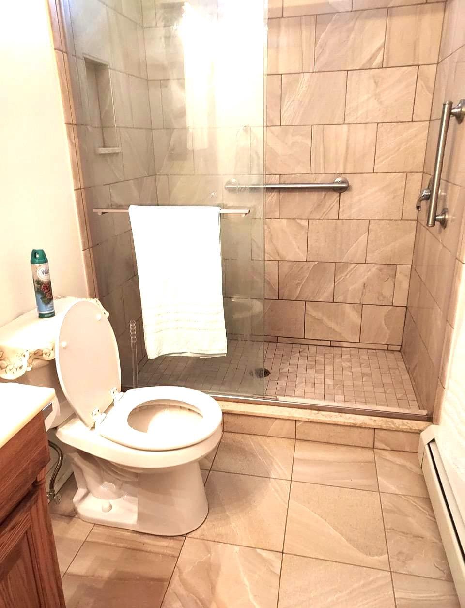 48 E 22 Nd Street photo 14