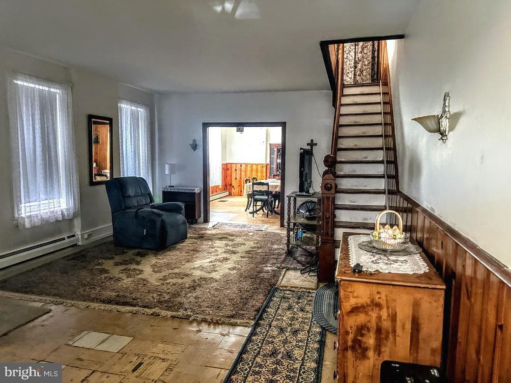 48 E 22 Nd Street, Chester