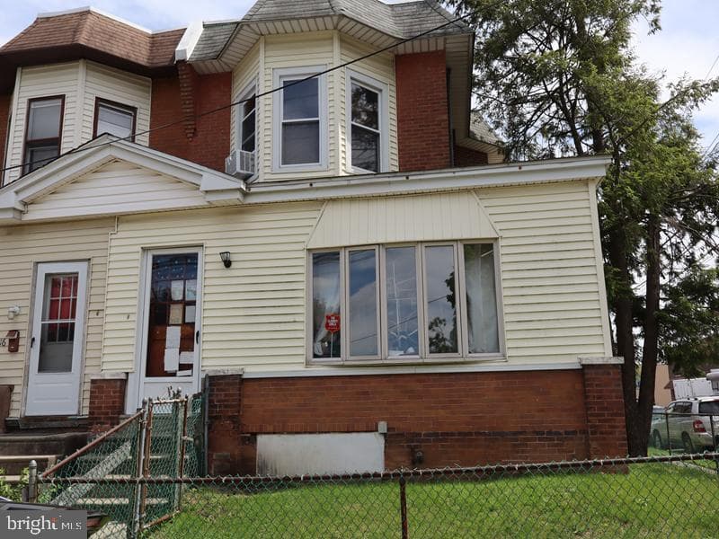 418 Pusey Avenue #95, Darby