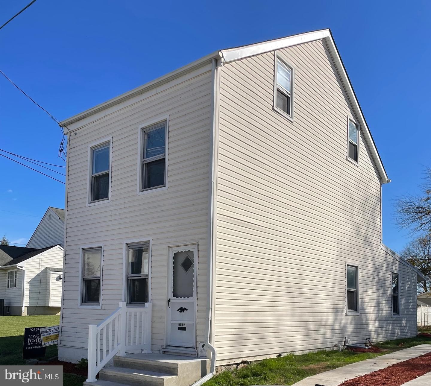 1417 E 13th Street photo 4