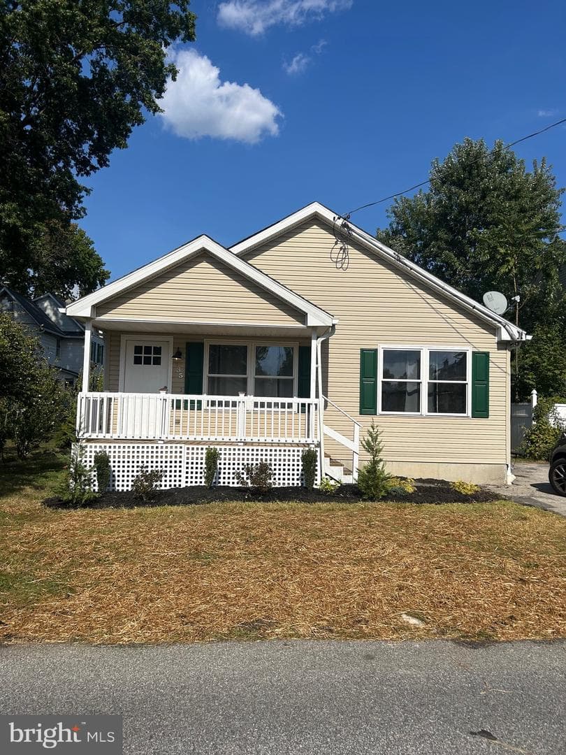 435 Willows Avenue photo 2
