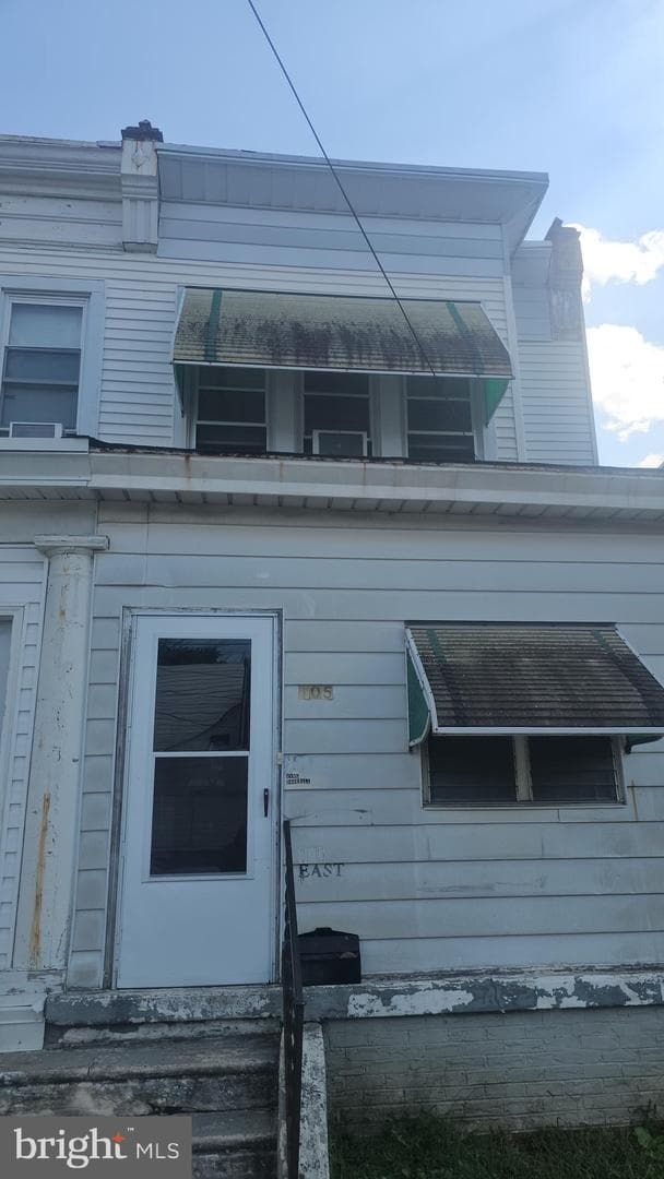 105 E 22nd Street photo 23