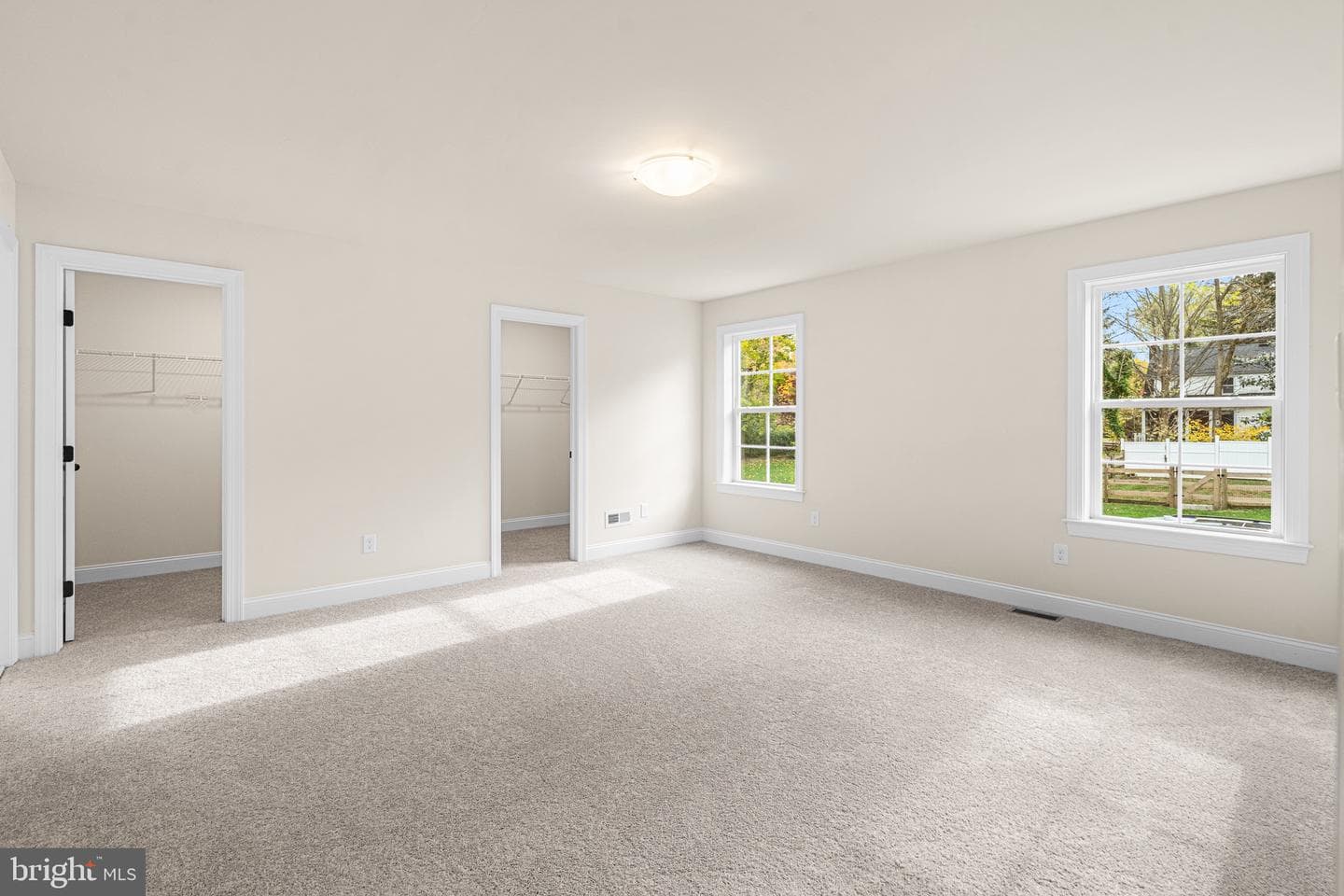 10 Claremont Boulevard photo 27